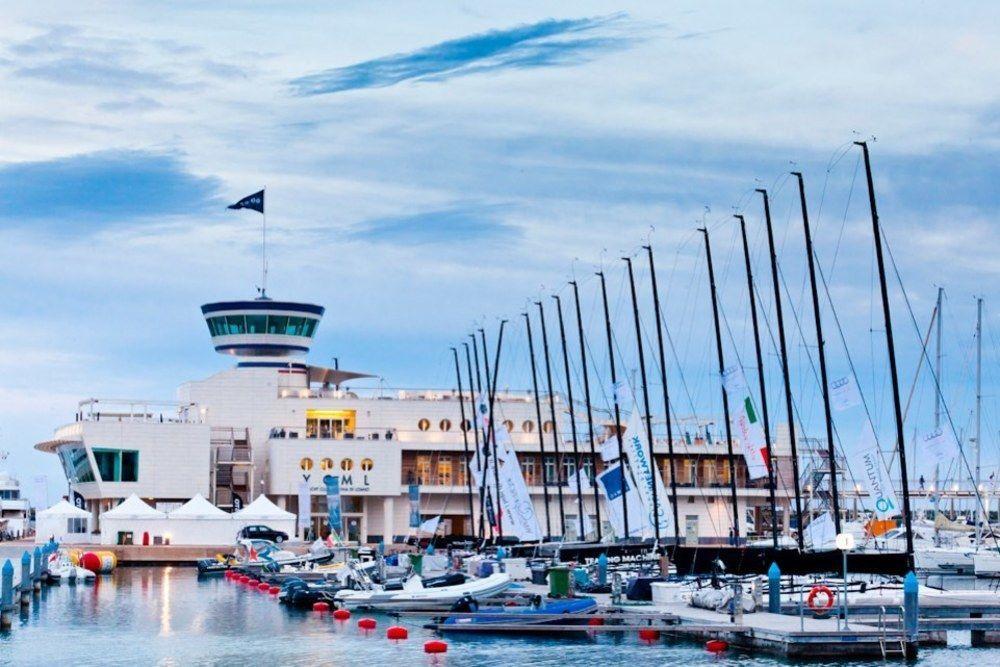 Yacht Club Marina Di Loano Hotel Kültér fotó