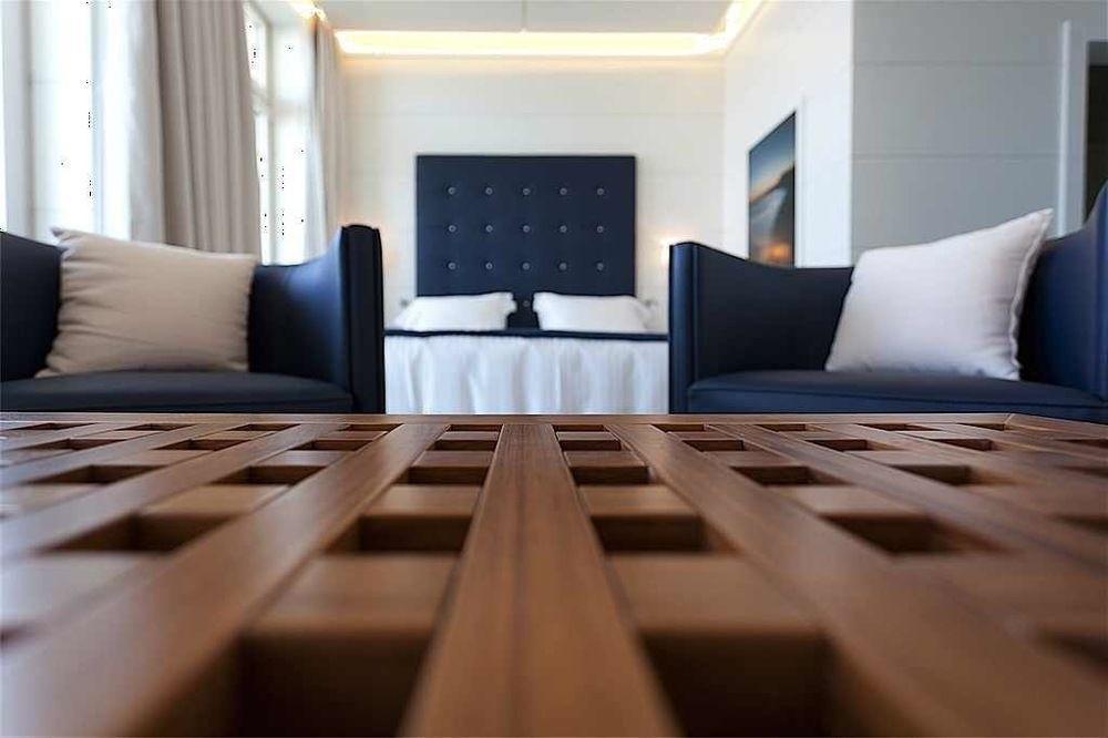 Yacht Club Marina Di Loano Hotel Kültér fotó