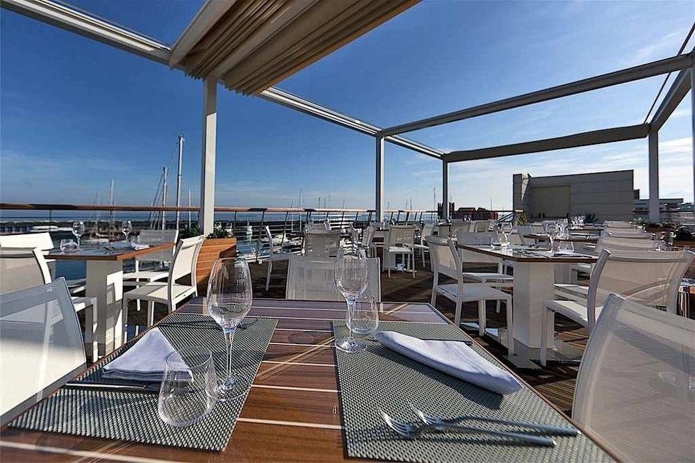 Yacht Club Marina Di Loano Hotel Kültér fotó