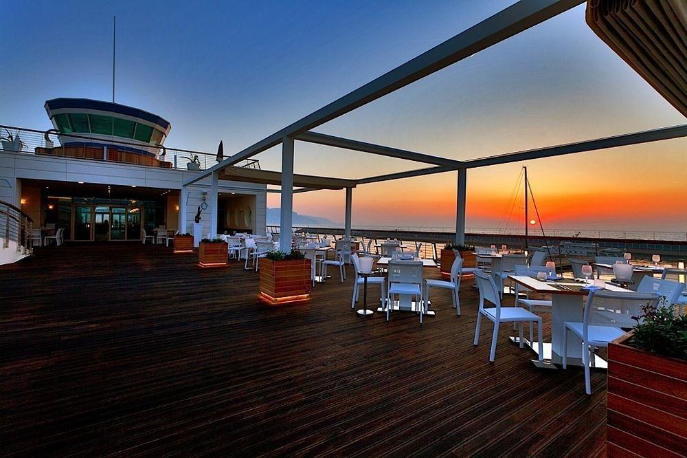 Yacht Club Marina Di Loano Hotel Kültér fotó